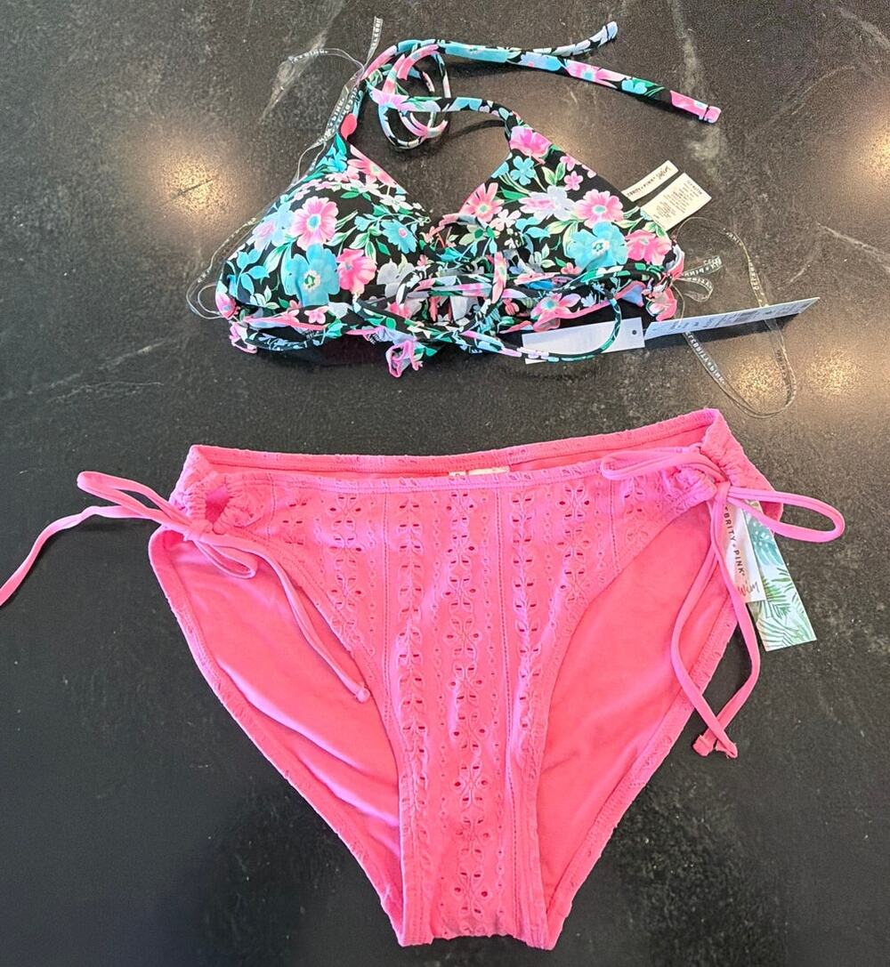 Celebrity Pink NWT string bikini Pink eyelet lace and floral     JR XL 15/17